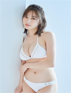 国产成人精品三级在线-粗大挺进亲女H晓晓小说